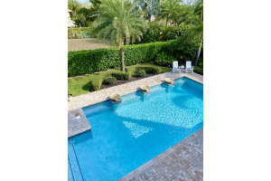 903 NW 2nd St, Boca Raton, FL 33486, Sold 05/07/21