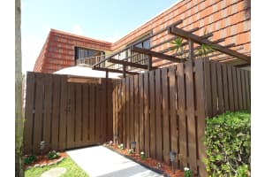 8553 Boca Rio Dr, Boca Raton, FL 33433, Sold 05/03/21