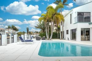 40 Harbour Dr S, Boynton Beach, FL 33435, Sold 03/23/21