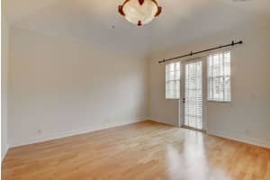 359 E Mallory Cir, Delray Beach, FL 33483, Sold 05/19/21
