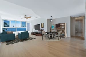 301 Lake Shore Dr, Lake Park, FL 33403, Sold 06/17/21