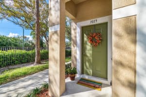 3015 Grandiflora Dr, Lake Worth, FL 33467, Sold 04/01/21