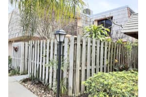 1170 6th Ave, Vero Beach, FL 32960, Sold 04/16/21