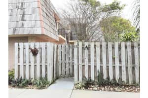 1170 6th Ave, Vero Beach, FL 32960, Sold 04/16/21