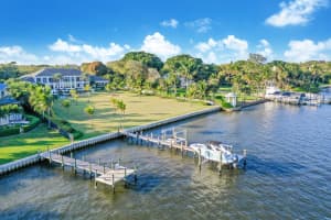 3884 SE Old St Lucie Blvd, Stuart, FL 34996, Sold 08/03/21