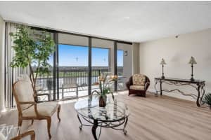 356 Golfview Rd, North Palm Beach, FL 33408, Sold 05/11/21