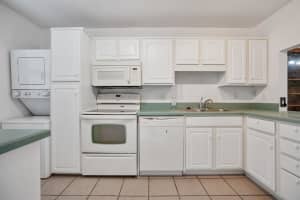 1223 Bayshore Dr, Fort Pierce, FL 34949, Sold 04/12/21