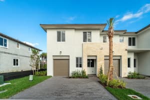 210 Pioneer Way, Royal Palm Beach, FL 33411, Sold 04/23/21
