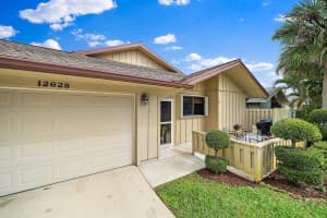 12628 SE Cascades Ct, Hobe Sound, FL 33455, Sold 05/07/21