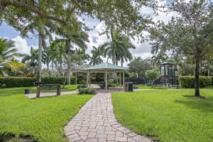 2777 SE Birmingham Dr, Stuart, FL 34994, Sold 03/26/21