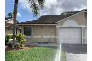 4940 W Lakes Dr, Deerfield Beach, FL 33442, Sold 04/09/21