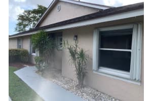 4940 W Lakes Dr, Deerfield Beach, FL 33442, Sold 04/09/21