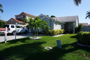 114 Wedgewood Lakes N, Greenacres, FL 33463, Sold 04/07/21