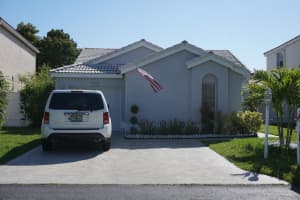 114 Wedgewood Lakes N, Greenacres, FL 33463, Sold 04/07/21