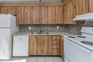 3900 County Line Rd #12d, Tequesta, FL 33469, Sold 04/30/21