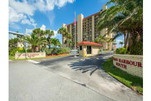 4200 N Hwy A1A, Fort Pierce, FL 34949, Sold 03/23/21