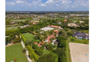 13808 Fairlane Ct, Wellington, FL 33414, Sold 04/29/22