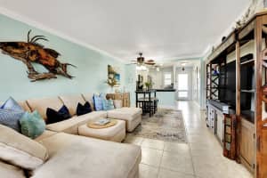 3201 NE 8th St, Pompano Beach, FL 33062, Sold 04/23/21