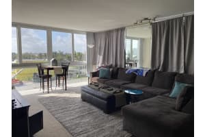 301 Lake Shore Dr, Lake Park, FL 33403, Sold 08/02/21