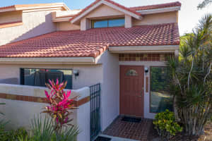 3413 SE Sandpiper Cir, Port St. Lucie, FL 34952, Sold 07/06/21