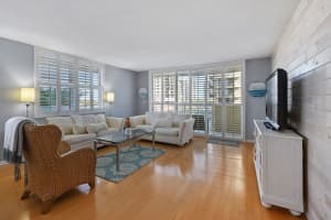 5440 N Ocean Dr, Riviera Beach, FL 33404, Sold 04/05/21