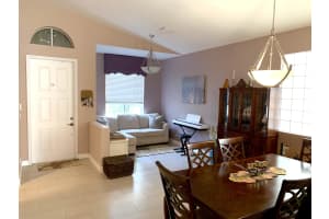 4254 S Magnolia Cir, Delray Beach, FL 33445, Sold 03/15/21