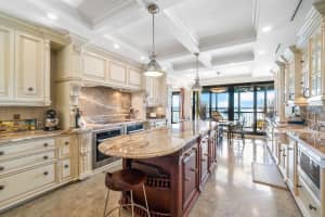 2818 SE Dune Dr, Stuart, FL 34996, Sold 05/14/21