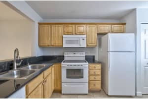 6617 Winfield Blvd, Margate, FL 33063, Sold 04/16/21