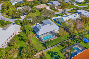 8373 SE Woodcrest Pl, Hobe Sound, FL 33455, Sold 05/19/21