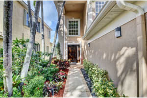1211 Delray Lakes Dr, Delray Beach, FL 33444, Sold 05/24/21