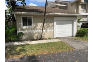 2013 Discovery Cir E, Deerfield Beach, FL 33442, Sold 05/27/21
