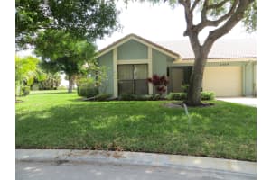 4302 Gator Trace Dr, Fort Pierce, FL 34982, Sold 03/26/21