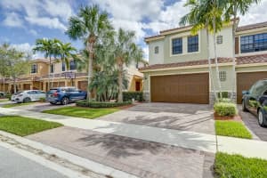 10844 NW 74th Dr, Parkland, FL 33076, Sold 04/23/21