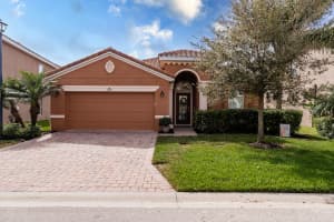 1755 Berkshire Cir SW, Vero Beach, FL 32968, Sold 07/08/21