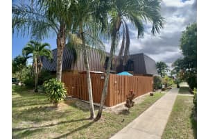 5845 SE Windsong Ln, Stuart, FL 34997, Sold 04/30/21
