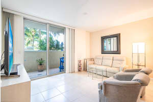 610 Clematis St, West Palm Beach, FL 33401, Sold 04/01/21
