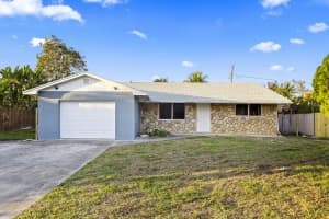 2819 Worcester Rd, Lake Worth, FL 33462, Sold 04/28/21