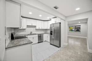 2819 Worcester Rd, Lake Worth, FL 33462, Sold 04/28/21