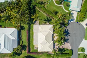 8534 SE Seagrape Way, Hobe Sound, FL 33455, Sold 04/26/21