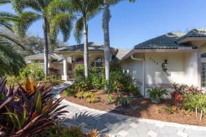 2168 Appaloosa Trail, Wellington, FL 33414, Sold 05/24/21