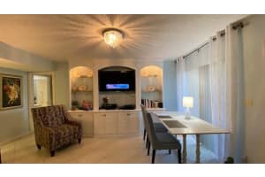 600 Executive Center Dr, West Palm Beach, FL 33401, Sold 05/21/21