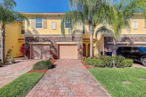 9528 SW Otter Ln, Stuart, FL 34997, Sold 04/19/21