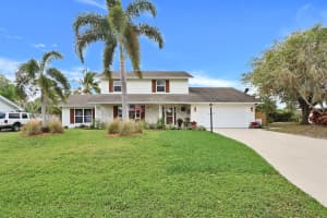3085 SE Glasgow Dr, Stuart, FL 34997, Sold 04/01/21
