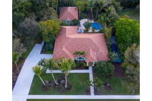 15590 Rolling Meadows Cir, Wellington, FL 33414, Sold 04/20/21