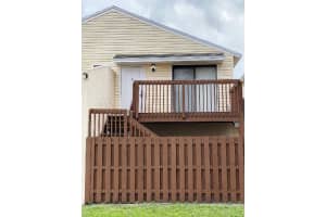 645 Executive Center Dr, West Palm Beach, FL 33401, Sold 04/09/21