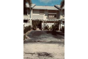 717 NE 12th Terrace, Boynton Beach, FL 33435, Sold 11/05/21