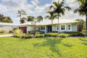 526 SW Rustic Cir, Stuart, FL 34997, Sold 04/15/21