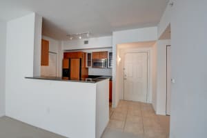 625 Casa Loma Blvd, Boynton Beach, FL 33435, Sold 04/21/21