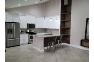 1131 Summit Pl Cir, West Palm Beach, FL 33415, Sold 05/05/21