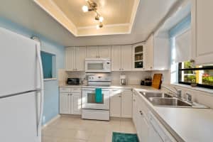 400 18th St, Vero Beach, FL 32960, Sold 03/18/21